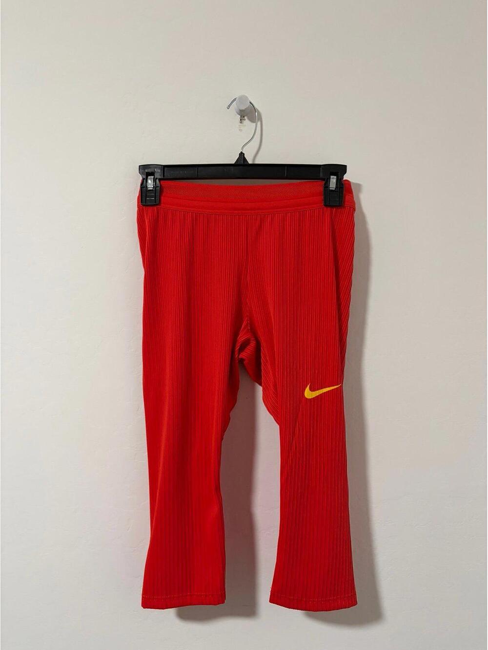 New Nike Pro Elite Track & Field 3/4 Tights Pants Red AO8495-000 Women's Small - Picture 5 of 6